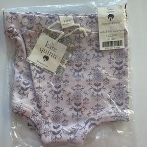 Kate Quinn Button Bloomers -Orchid Folk Wallpaper